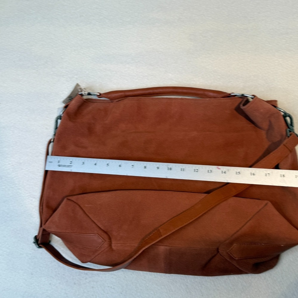 Free People Suzie Suede Slouchy Tote Bag Between Brown Rust Leather NWT - Picture 6 of 9